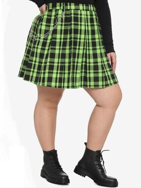 Hot Topic Vibrant Green & Black Plaid Skater Skirt